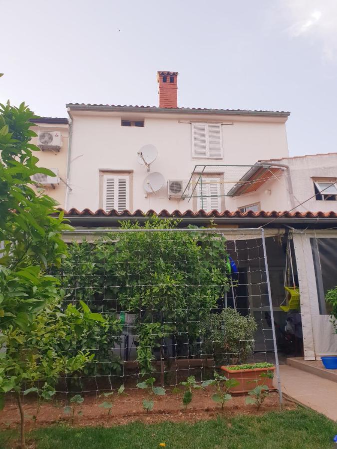 Guesthouse Fatuta 크레스 외부 사진