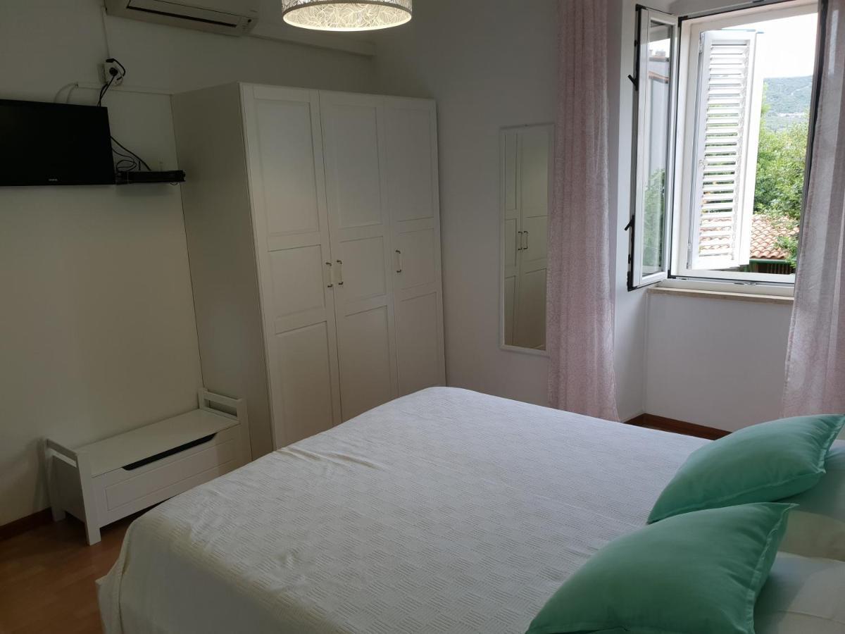 Guesthouse Fatuta 크레스 외부 사진